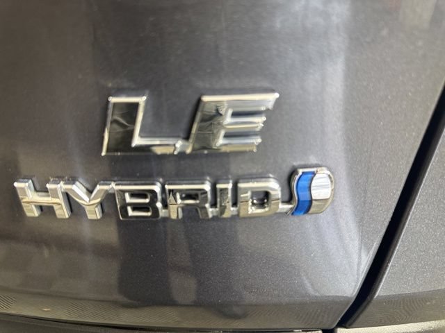 Used 2024 Toyota RAV4 LE AWD/4WD image 14