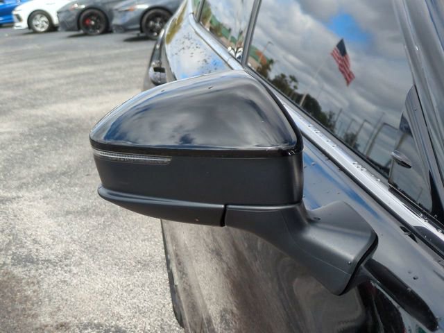 Used 2025 Toyota Crown Signia image 12