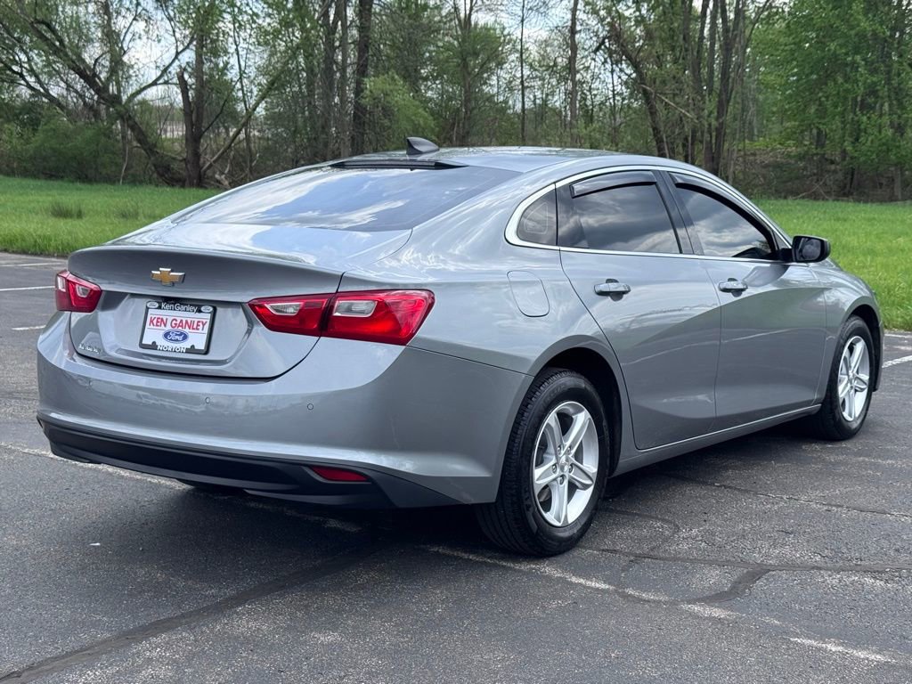 Used 2025 Chevrolet Malibu LS FWD image 9