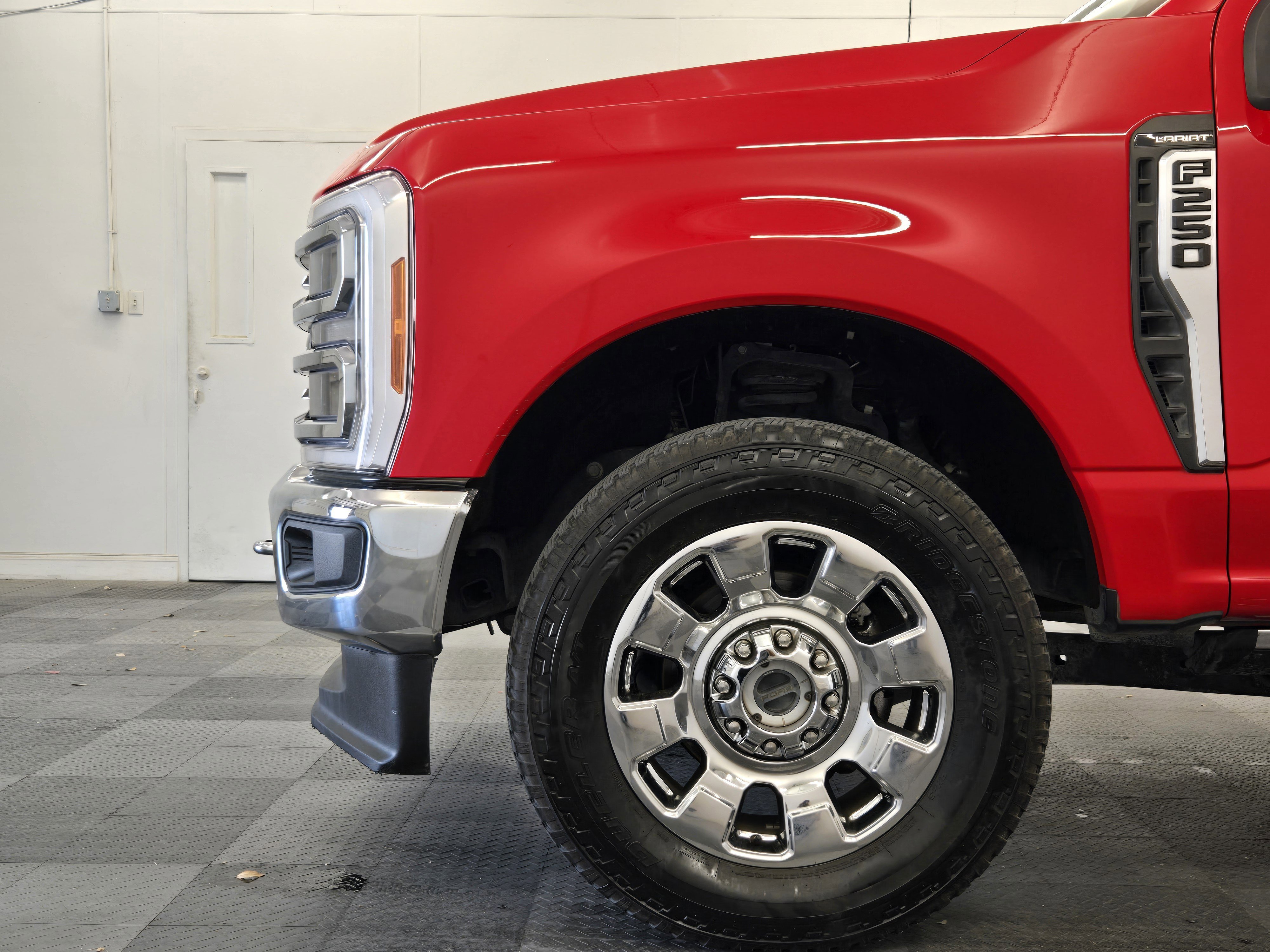 Certified 2023 Ford F250 Lariat w/ Chrome Package AWD/4WD image 9