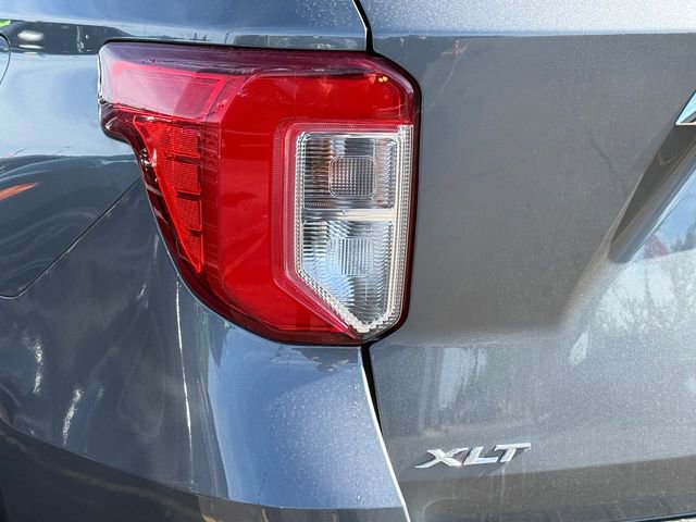Certified 2023 Ford Explorer XLT w/ Equipment Group 202A AWD/4WD image 31