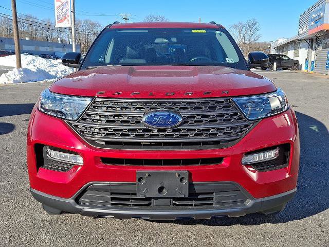 Certified 2022 Ford Explorer XLT w/ Equipment Group 202A image 7
