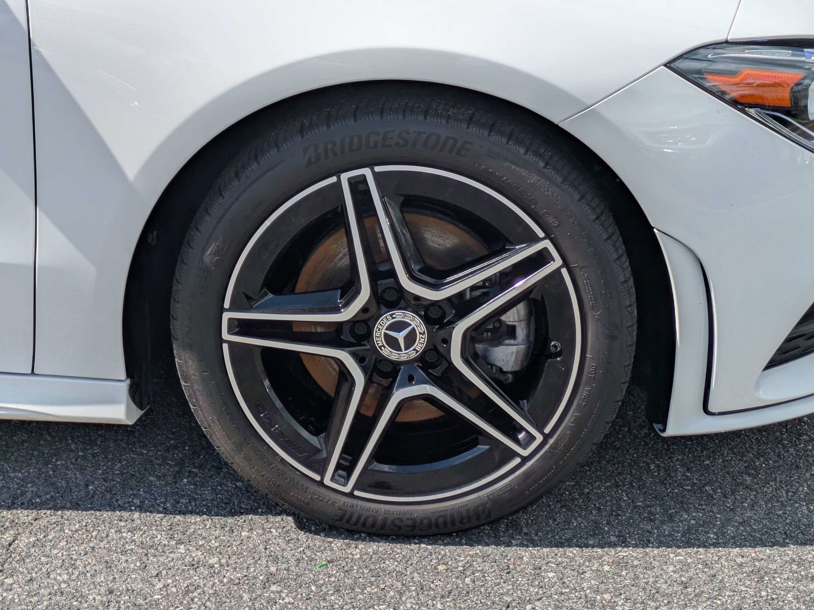 Used 2023 Mercedes-Benz CLA 250 4MATIC image 5
