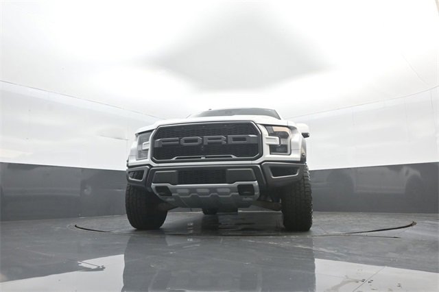 Certified 2018 Ford F150 Raptor w/ Equipment Group 802A Luxury image 28