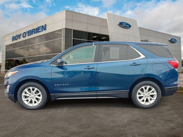 Used 2020 Chevrolet Equinox LT w/ Driver Convenience Package image 2