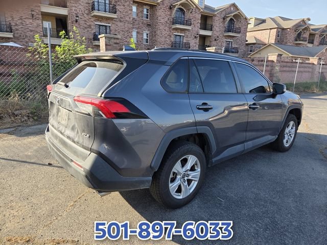 Used 2021 Toyota RAV4 XLE FWD image 5