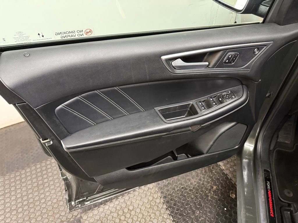 Certified 2022 Ford Edge ST w/ Equipment Group 401A image 35