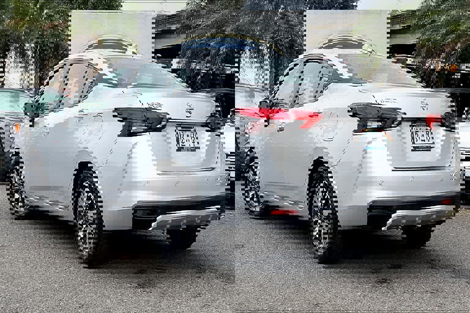 Used 2023 Nissan Versa SV image 4