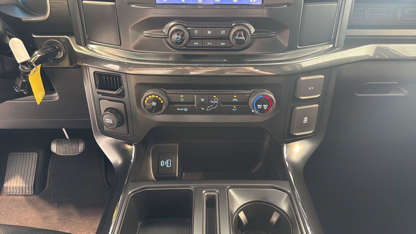 Certified 2022 Ford F150 XL w/ STX Appearance Package RWD image 25