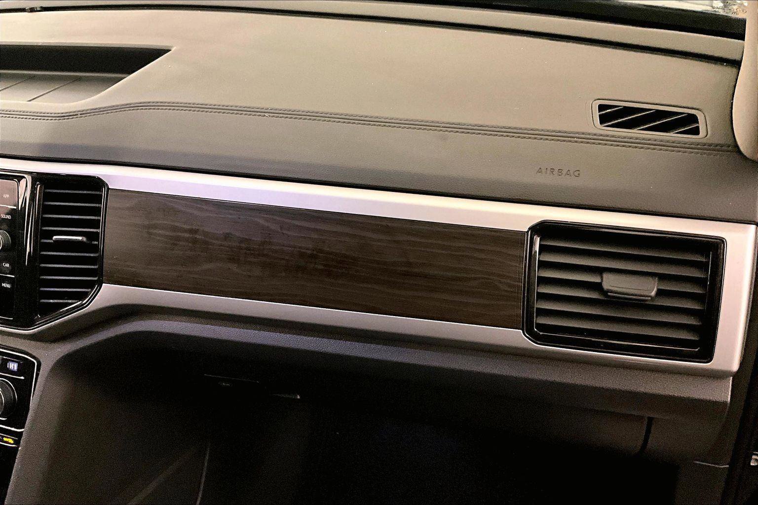 Used 2023 Volkswagen Atlas SE image 15