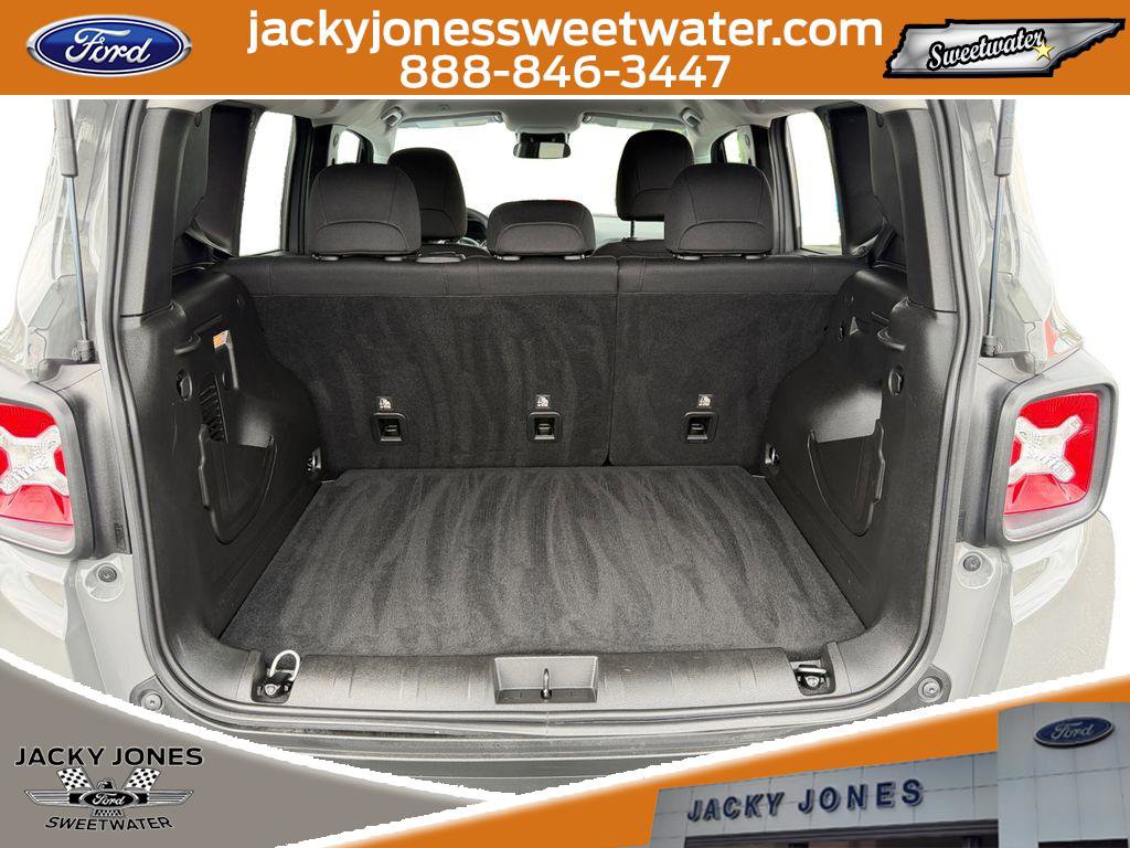 Used 2021 Jeep Renegade Latitude AWD/4WD image 19
