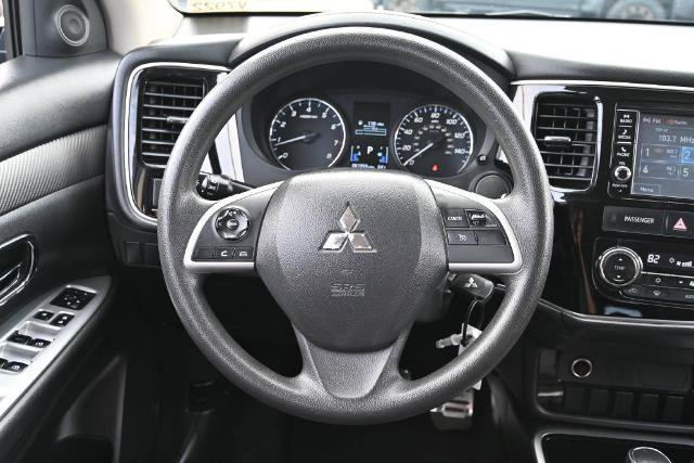 Used 2018 Mitsubishi Outlander ES FWD image 29