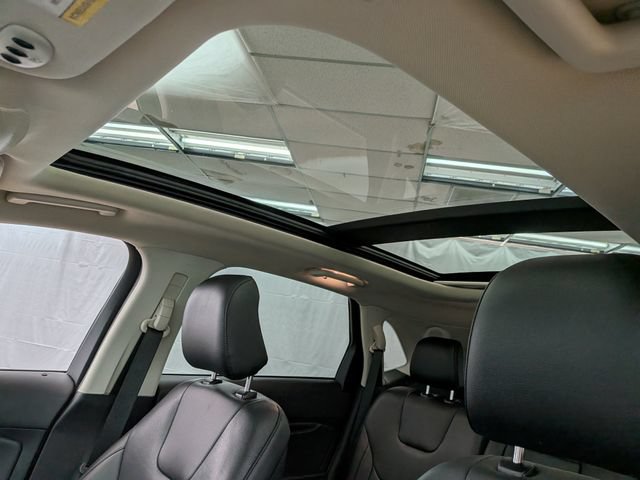 Certified 2022 Ford Edge Titanium w/ Equipment Group 301A AWD/4WD image 16