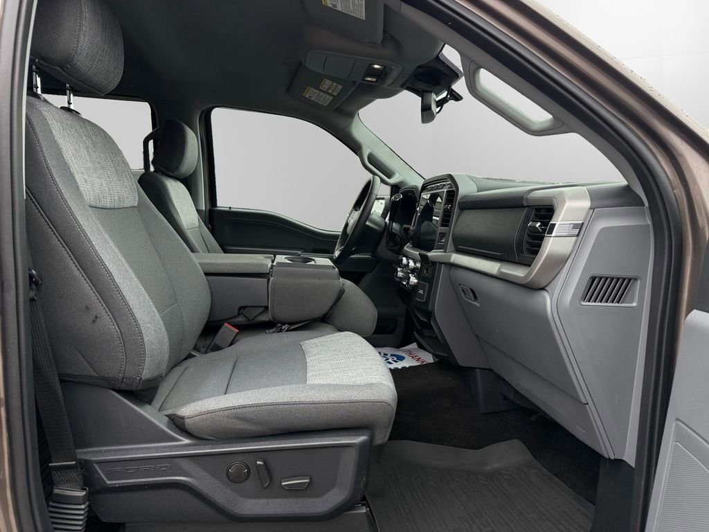 Certified 2022 Ford F150 XLT w/ Equipment Group 302A High image 15