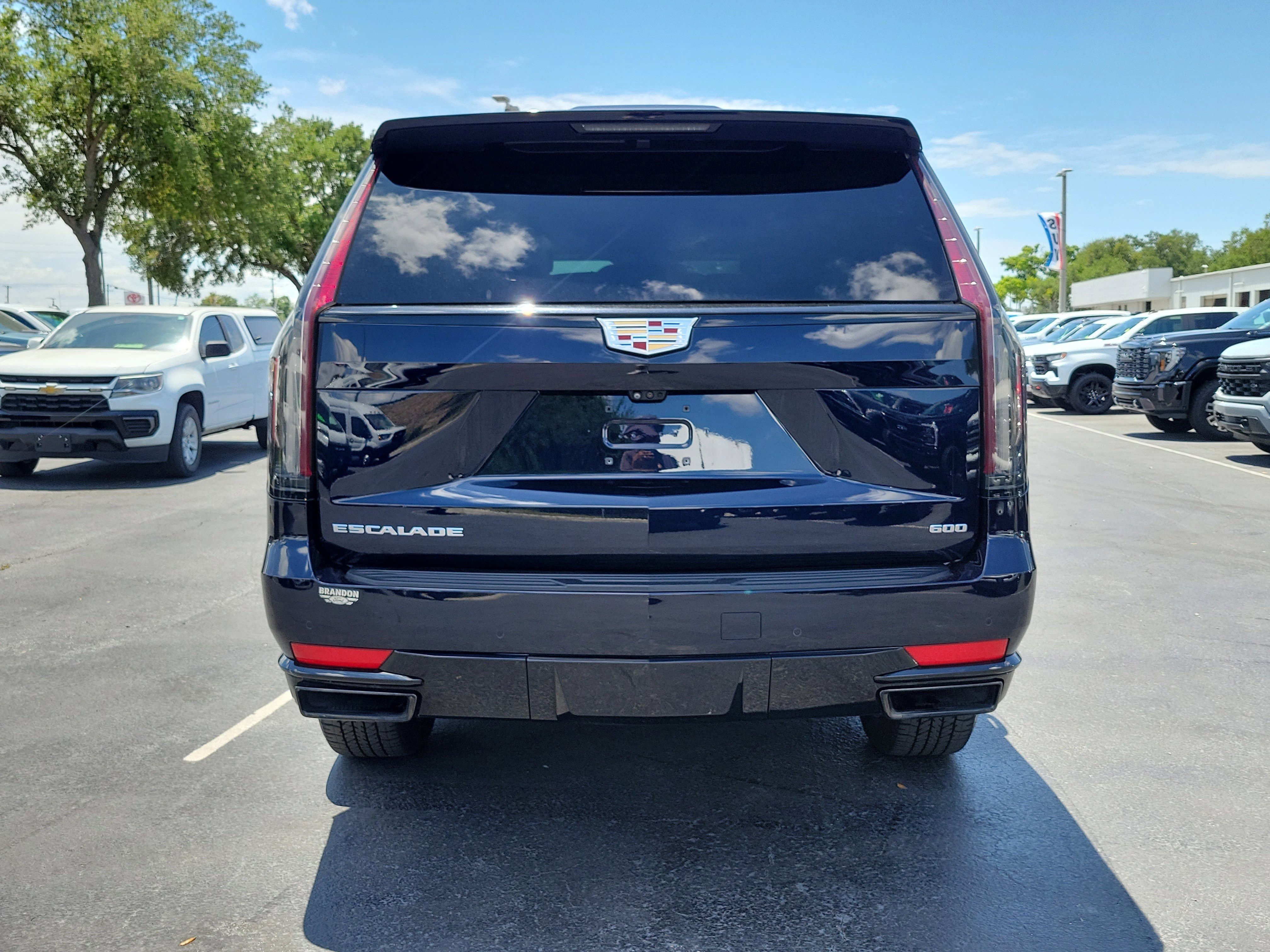Used 2021 Cadillac Escalade Sport RWD image 8