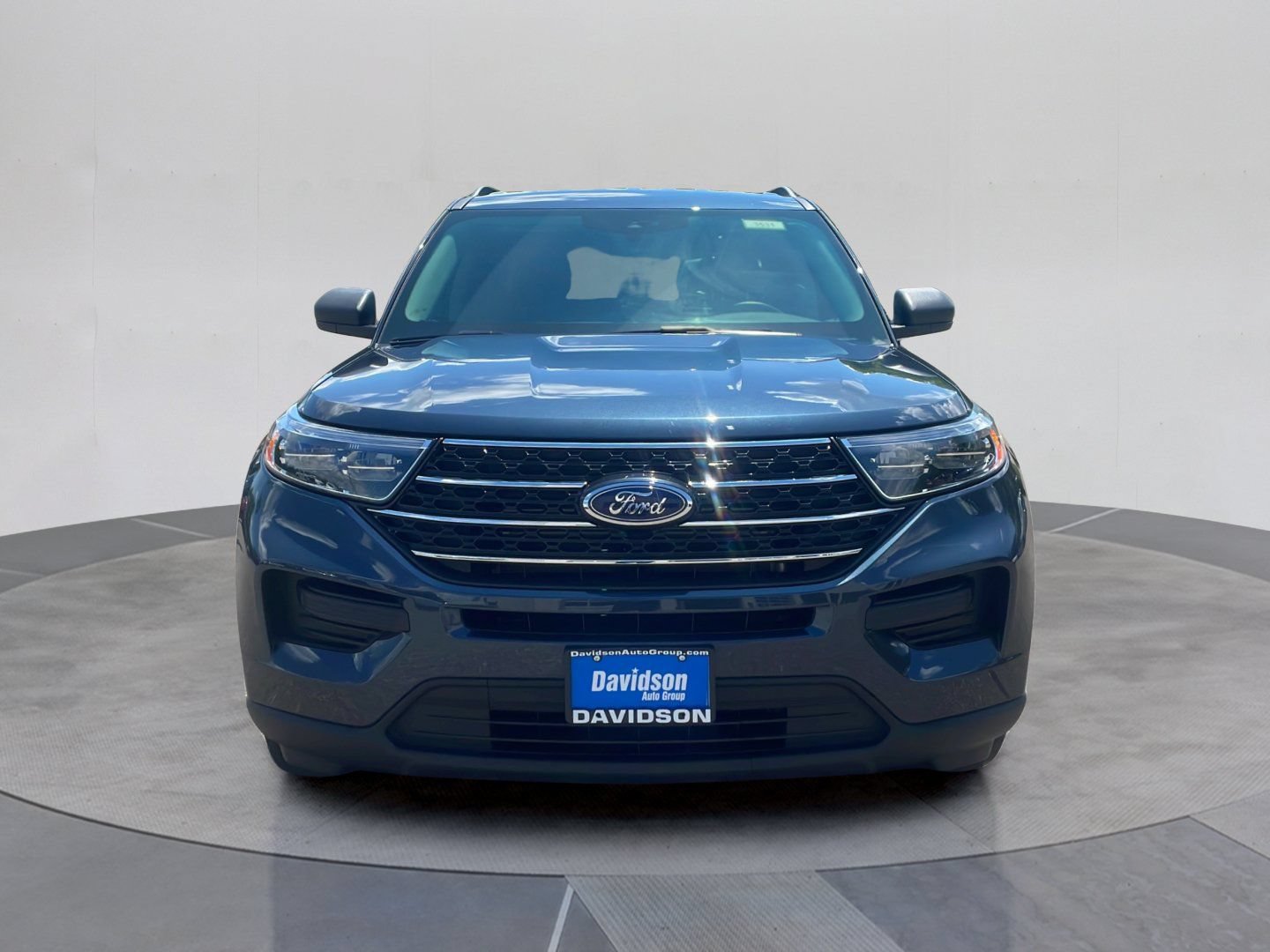 Certified 2024 Ford Explorer XLT AWD/4WD image 9