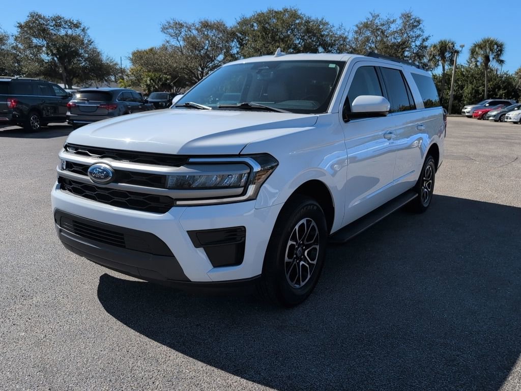 Certified 2024 Ford Expedition Max XLT image 6
