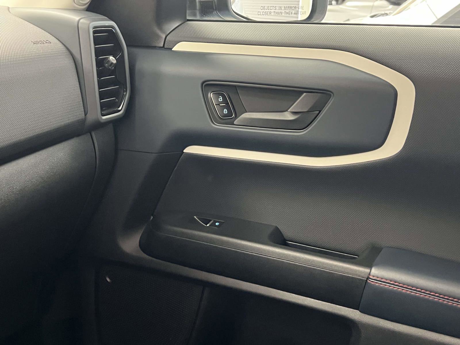 Certified 2024 Ford Bronco Sport Heritage w/ Heritage Convenience Package image 37