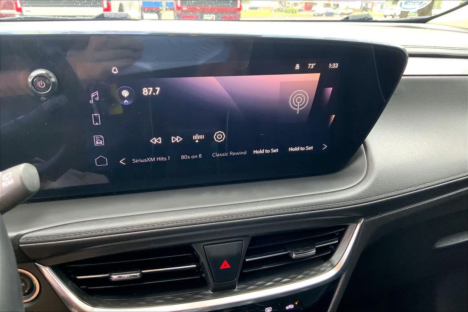 Used 2024 Buick Encore GX Avenir AWD/4WD image 34
