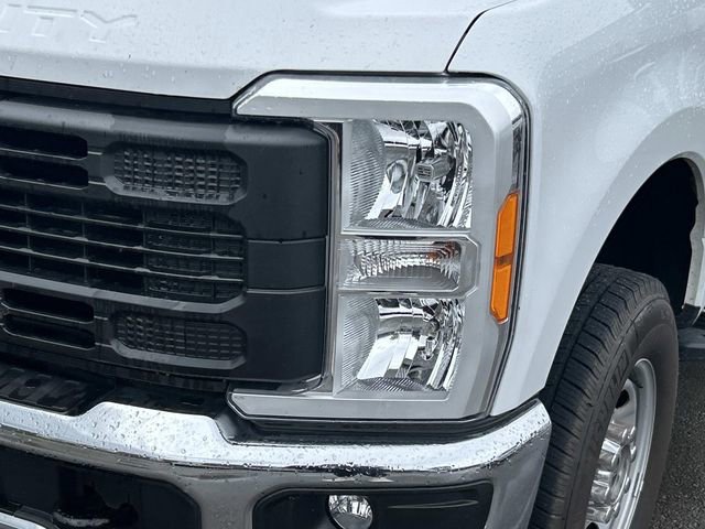 Certified 2023 Ford F250 XL w/ XL Chrome Package AWD/4WD image 8