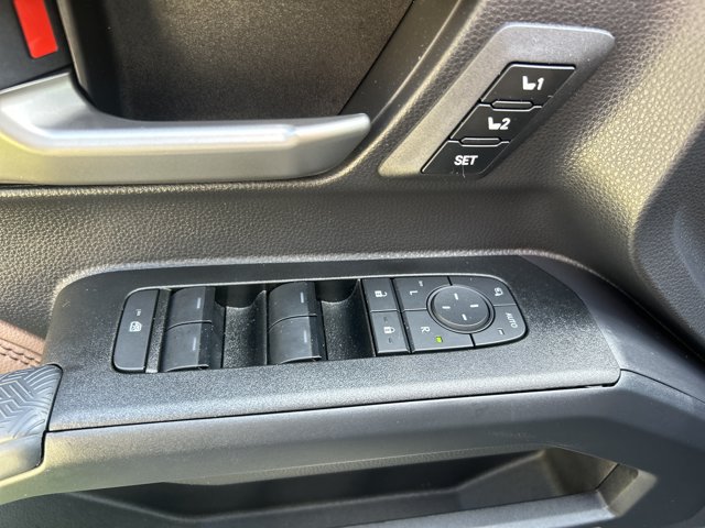 Used 2026 Toyota 4Runner Limited AWD/4WD image 15