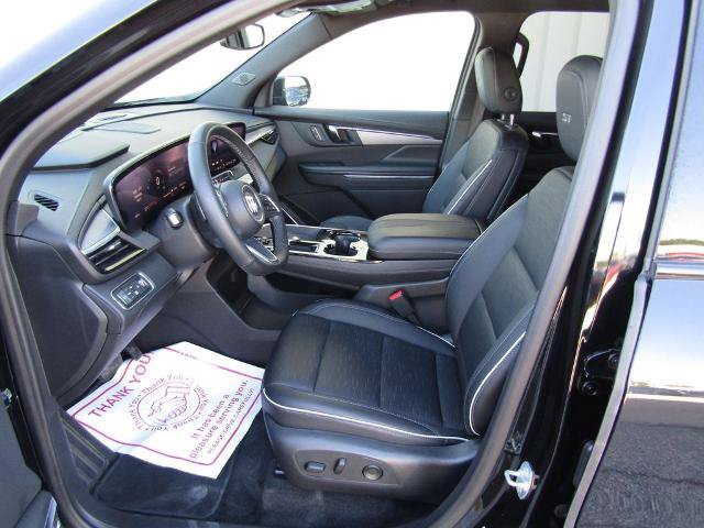 Used 2025 Buick Enclave Sport Touring AWD/4WD image 29