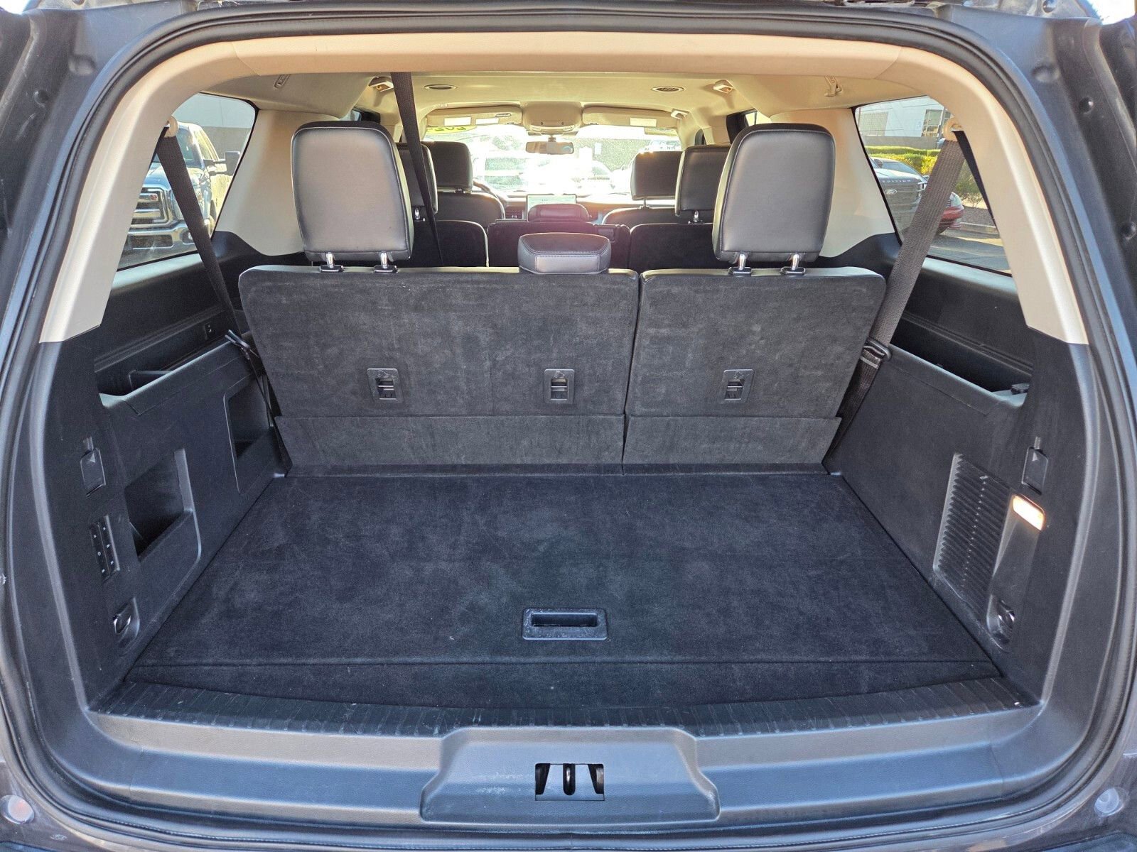 Certified 2024 Ford Expedition Max XLT image 14