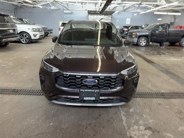 Certified 2023 Ford Escape ST-Line w/ Tech Pack #1 image 8