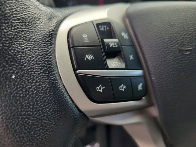 Certified 2021 Ford Explorer XLT w/ Equipment Group 202A image 25