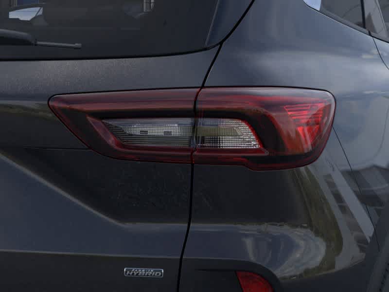 Certified 2025 Ford Escape SE FWD image 41
