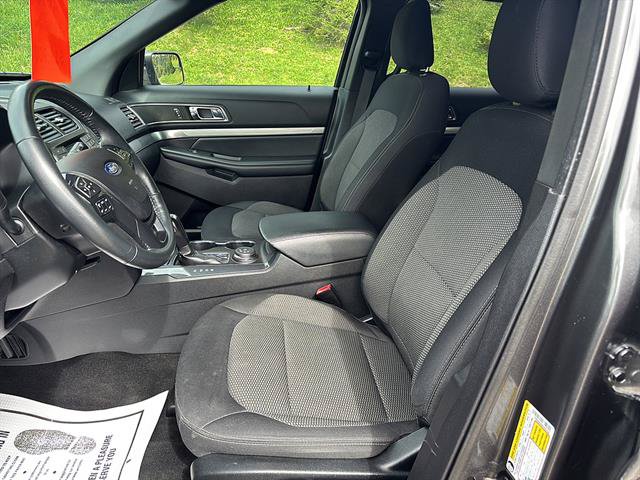 Certified 2019 Ford Explorer XLT AWD/4WD image 11