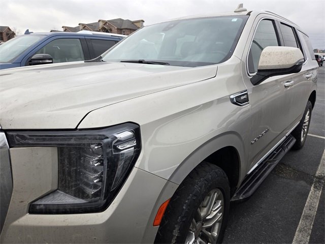 Used 2022 GMC Yukon SLT w/ SLT Luxury Package video 2