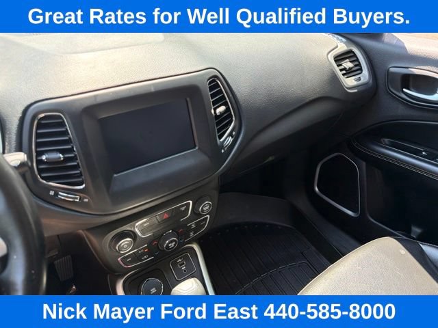 Used 2020 Jeep Compass Latitude AWD/4WD image 28