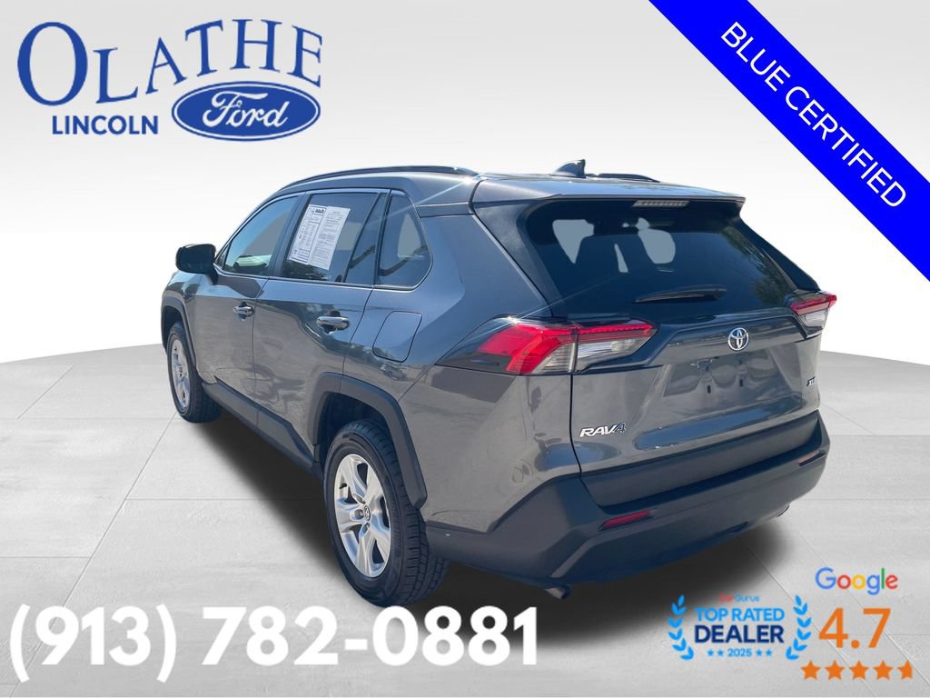 Used 2020 Toyota RAV4 XLE w/ All Weather Liner Package FWD image 4