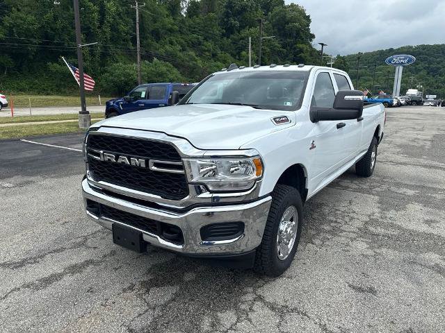 Used 2024 RAM 3500 Tradesman w/ Bed Utility Group AWD/4WD image 4