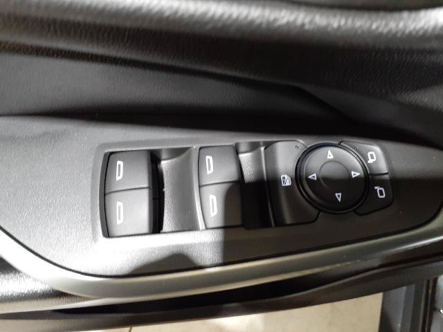 Used 2024 Chevrolet Trax RS FWD image 11