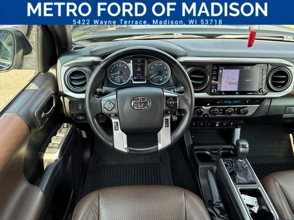 Used 2021 Toyota Tacoma Limited AWD/4WD image 18