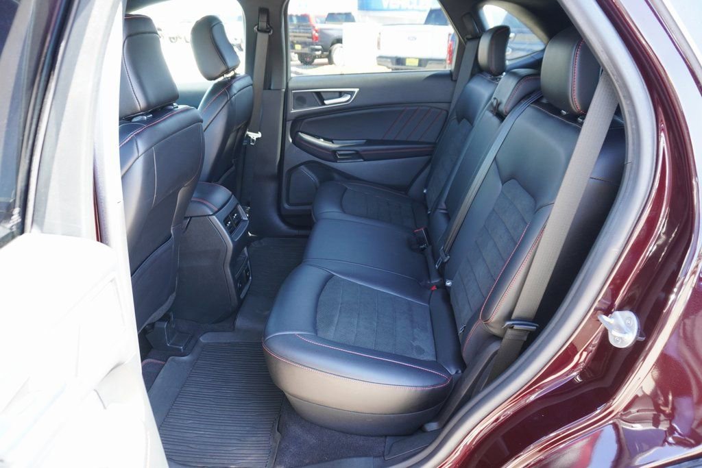 Certified 2023 Ford Edge ST-Line AWD/4WD image 19