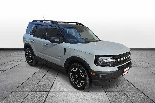 Certified 2023 Ford Bronco Sport Outer Banks w/ Tech Package AWD/4WD image 3