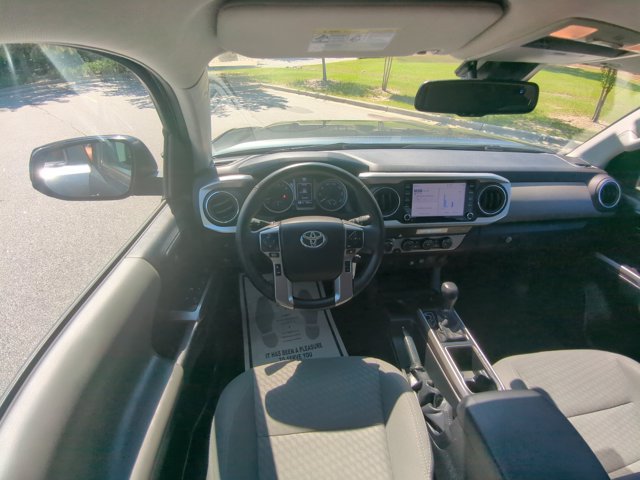 Used 2022 Toyota Tacoma SR5 AWD/4WD image 22