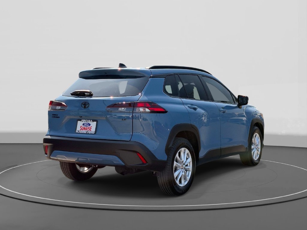 Used 2026 Toyota Corolla Cross LE w/ Moonroof Package FWD image 5