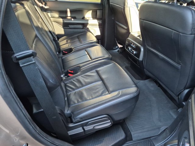 Certified 2020 Ford Expedition XLT w/ Equipment Group 201A RWD image 33