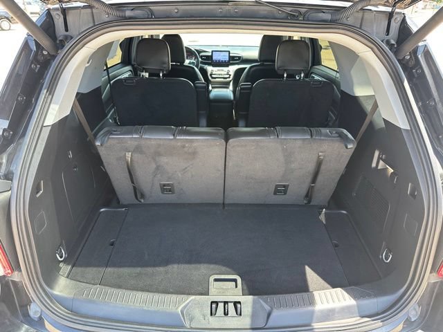 Certified 2024 Ford Explorer XLT w/ Equipment Group 202A AWD/4WD image 7