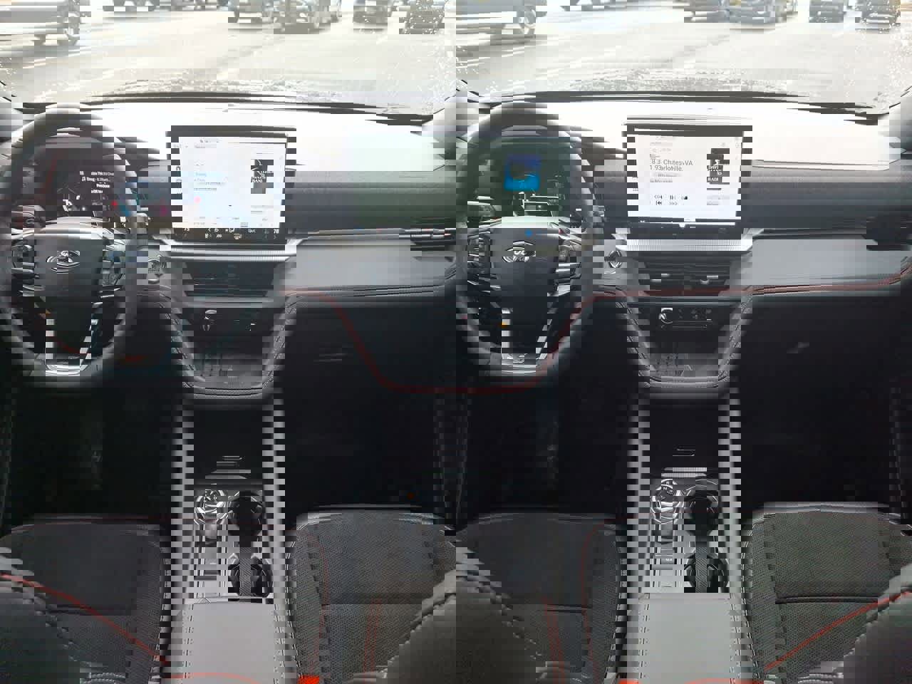 Certified 2025 Ford Explorer ST image 10