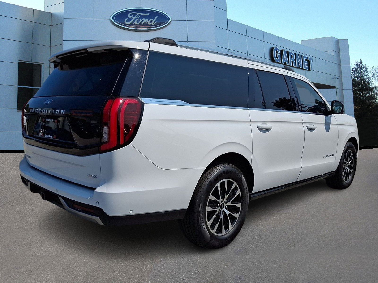 Certified 2025 Ford Expedition Max Platinum AWD/4WD image 8