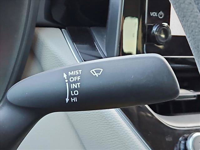 Used 2024 Toyota Corolla LE FWD image 20