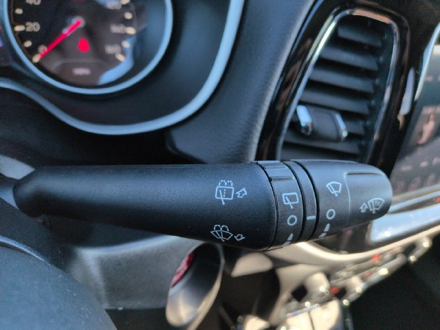 Used 2021 Jeep Compass Limited w/ Sun and Sound Group AWD/4WD image 34
