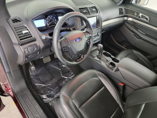 Certified 2019 Ford Explorer XLT w/ Equipment Group 202A FWD image 12
