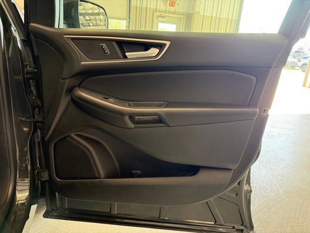Certified 2023 Ford Edge SEL AWD/4WD image 9