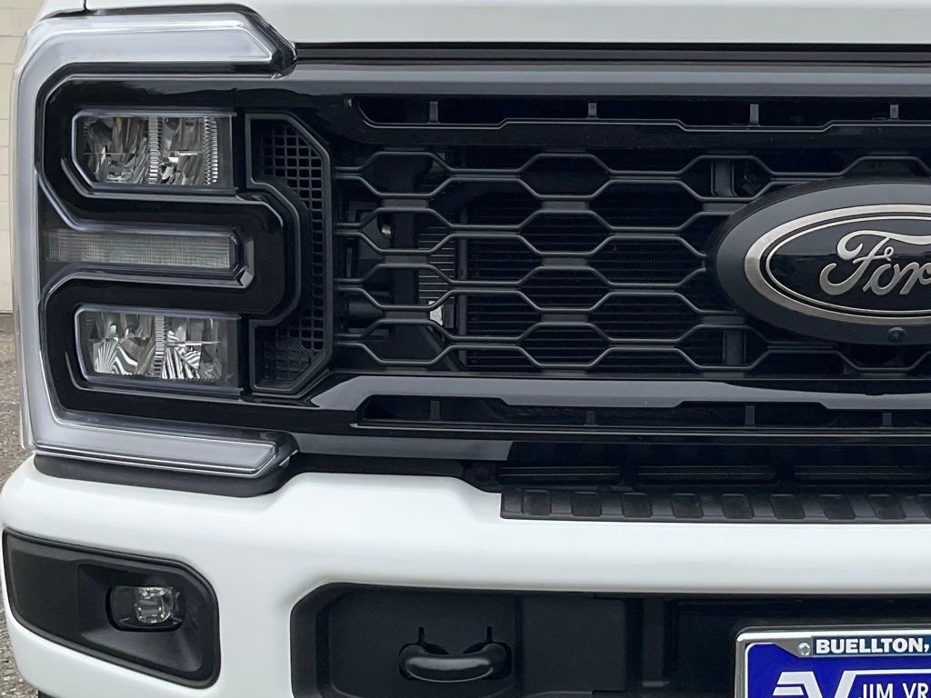 Certified 2025 Ford F350 Lariat w/ Black Appearance Package image 97